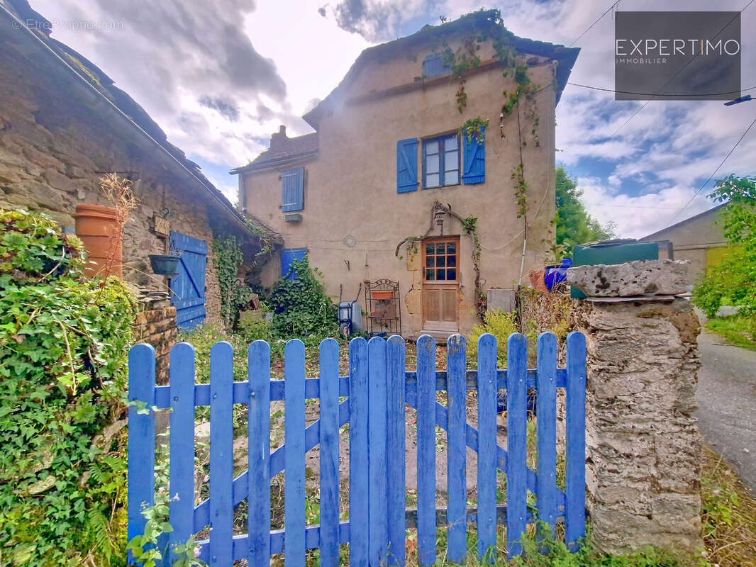Maison à RIGNAC