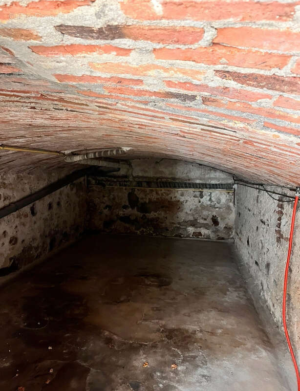 À Bourbon-Lancy (71), immeuble à vendre 105000 € - photo 13