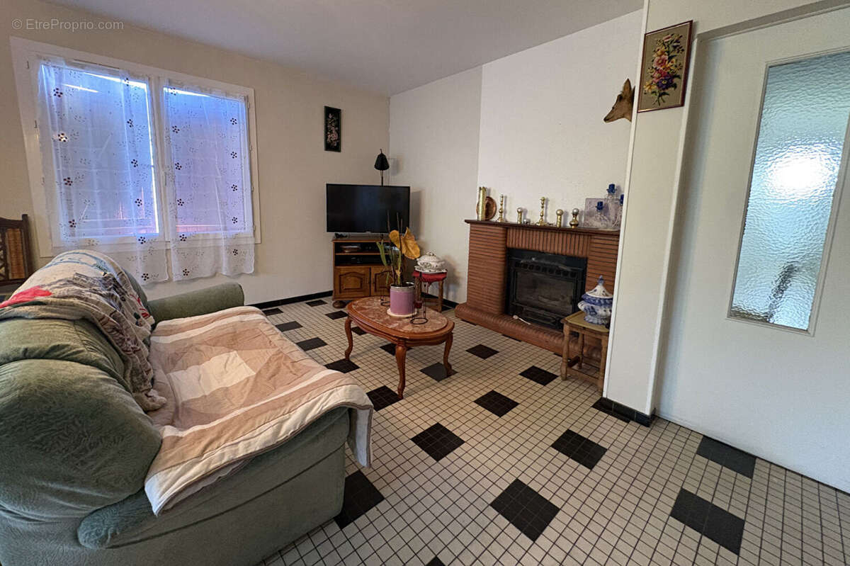 Maison à HAGETMAU
