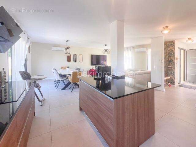 Maison à BRIE-COMTE-ROBERT