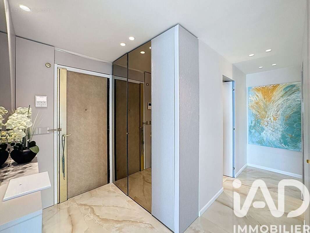 Photo 5 - Appartement à ROQUEBRUNE-CAP-MARTIN