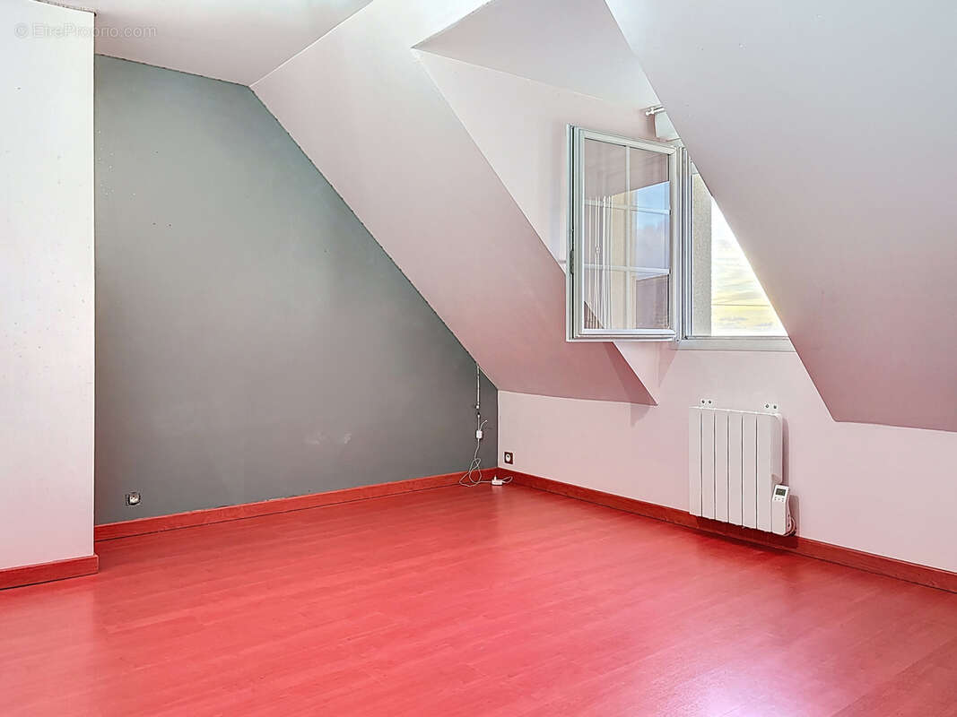 Maison à LES MOITIERS-D&#039;ALLONNE