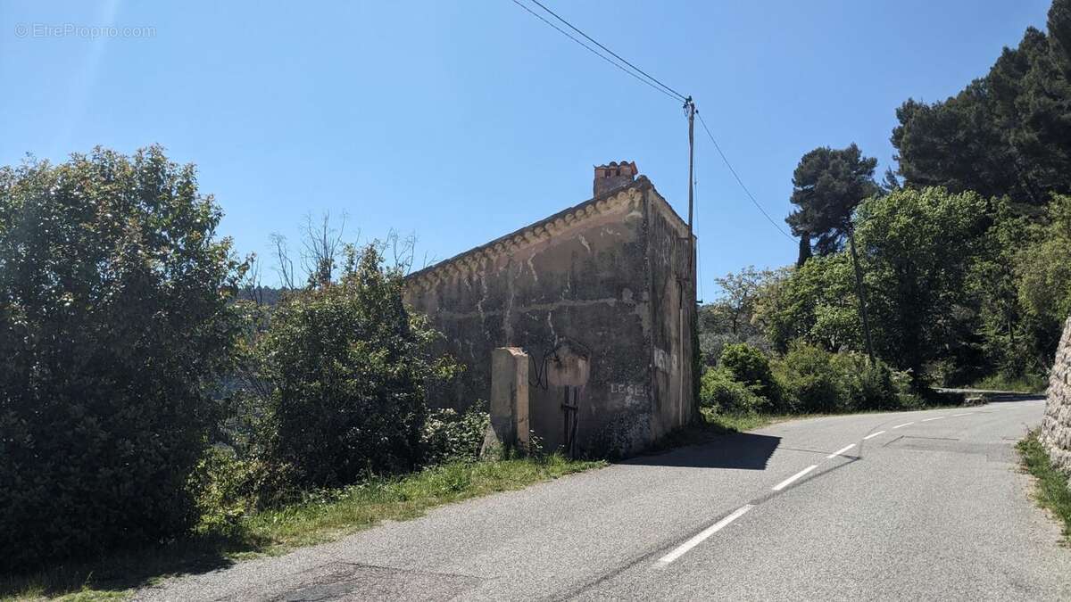Terrain à BARGEMON