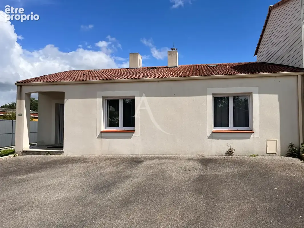 Maison Sainte Flaive Des Loups - photo 12