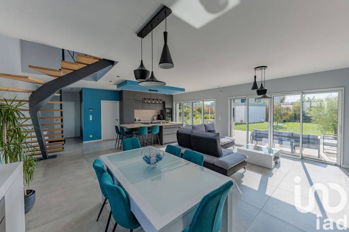 Photo 1 - Maison à SAINT-CYR-SUR-LOIRE