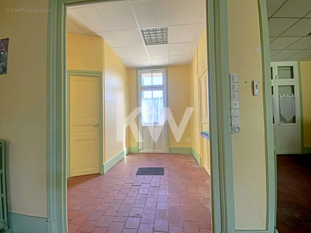Maison 235 m² à La Ferte-Imbault  - photo 7
