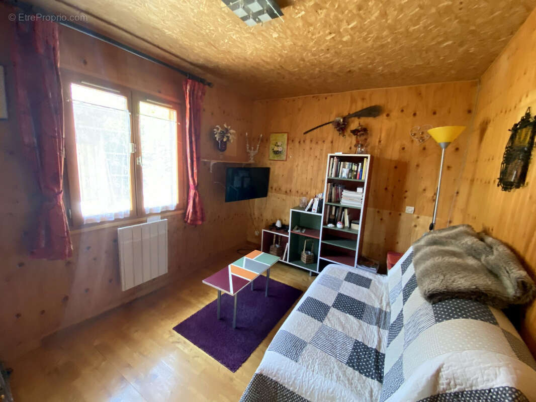 Maison à CRAPONNE-SUR-ARZON