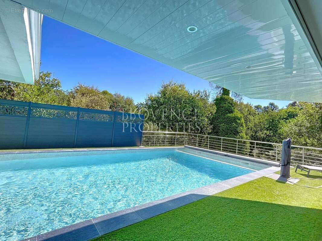 Maison à FLASSANS-SUR-ISSOLE