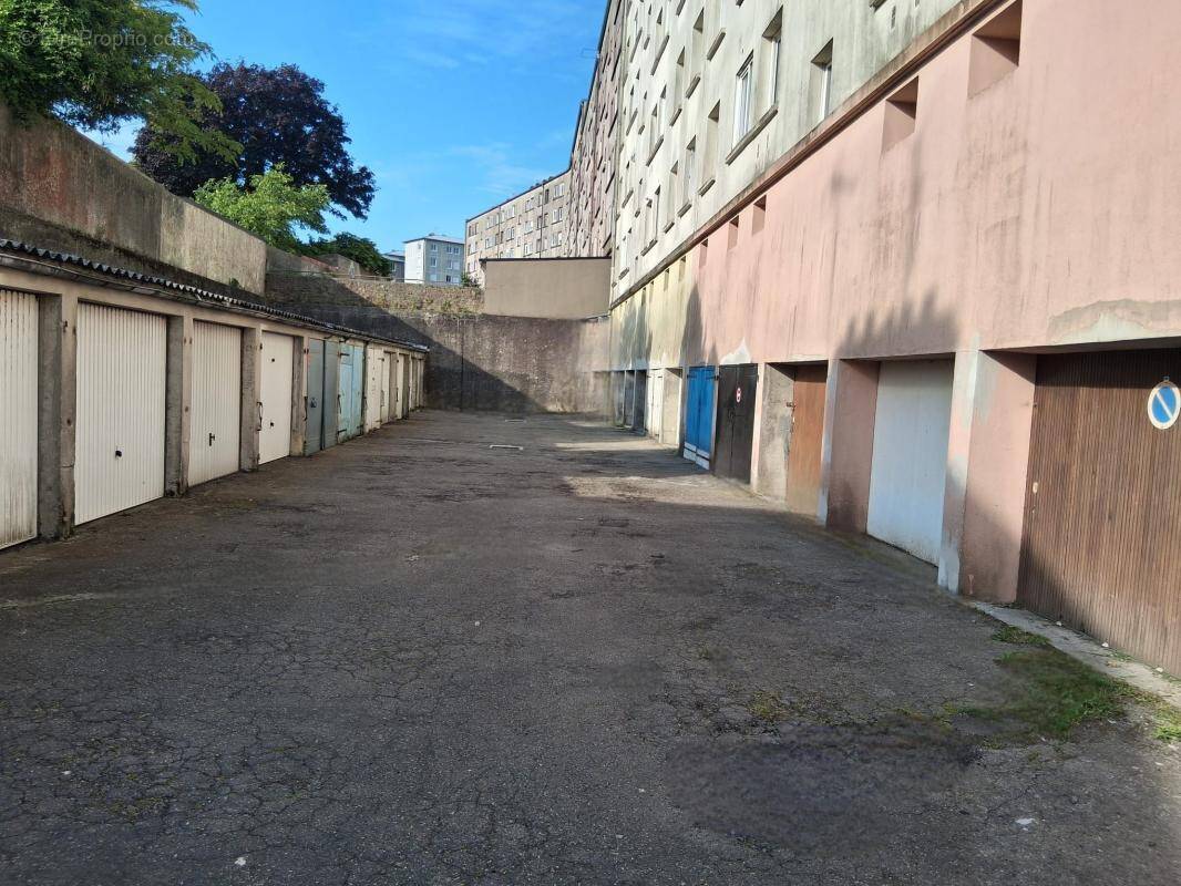 Parking à BREST