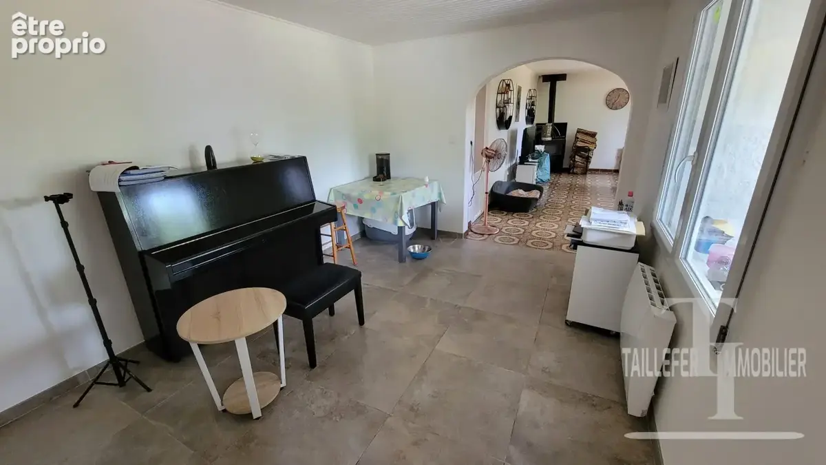Maison 106 m² à Sarlande  - photo 8
