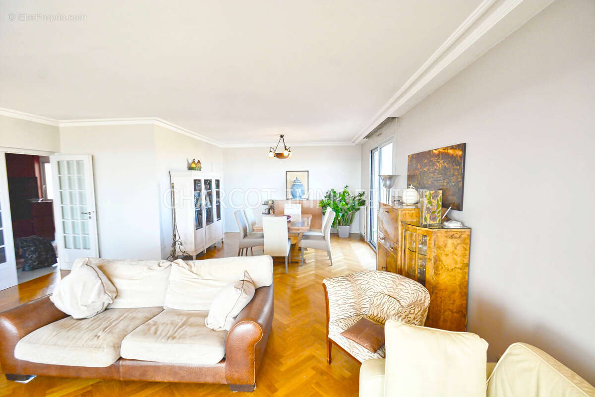 Appartement à LYON-5E