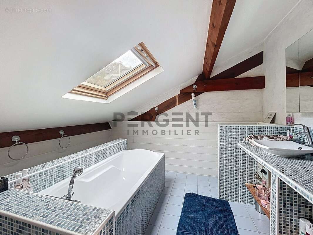 Maison à CHARLEVILLE-MEZIERES