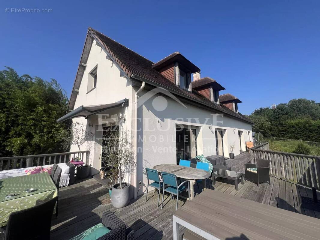 Maison à TROUVILLE-SUR-MER