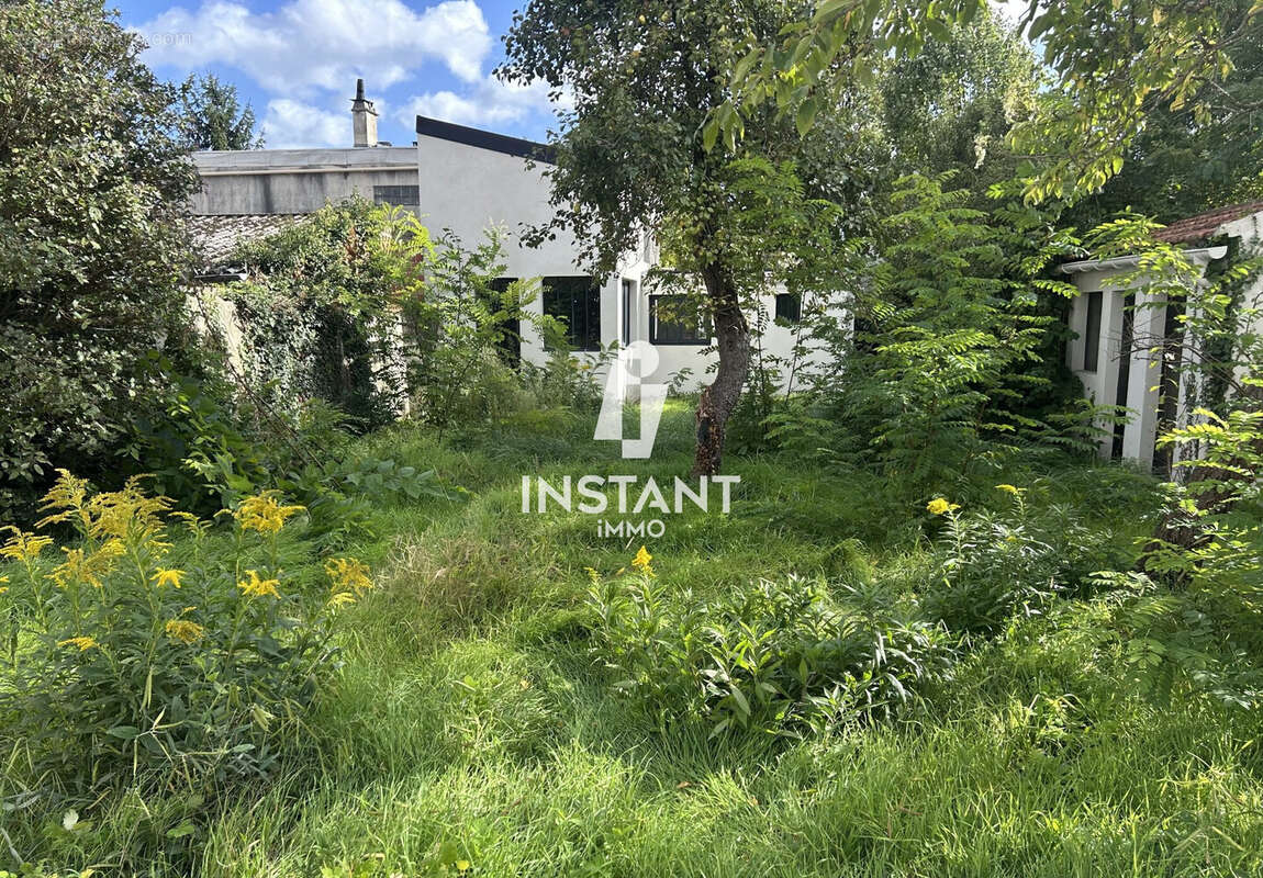 Maison à SAINT-MAUR-DES-FOSSES