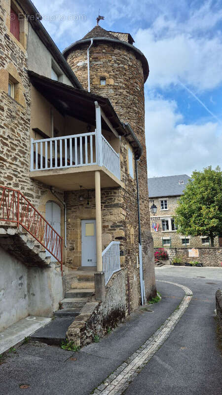 Maison à CASTELNAU-DE-MANDAILLES
