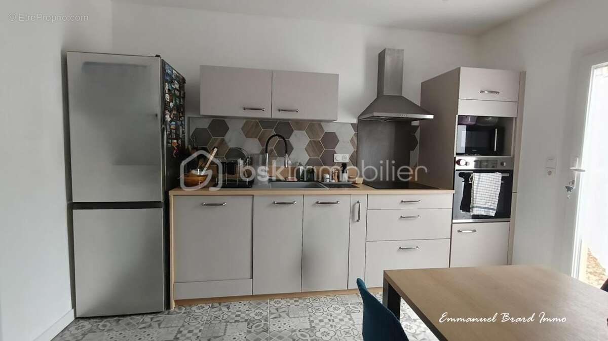 Maison mitoyenne à 2 minutes des facultés de Poitiers – 84 m² habitables et garage - photo 4