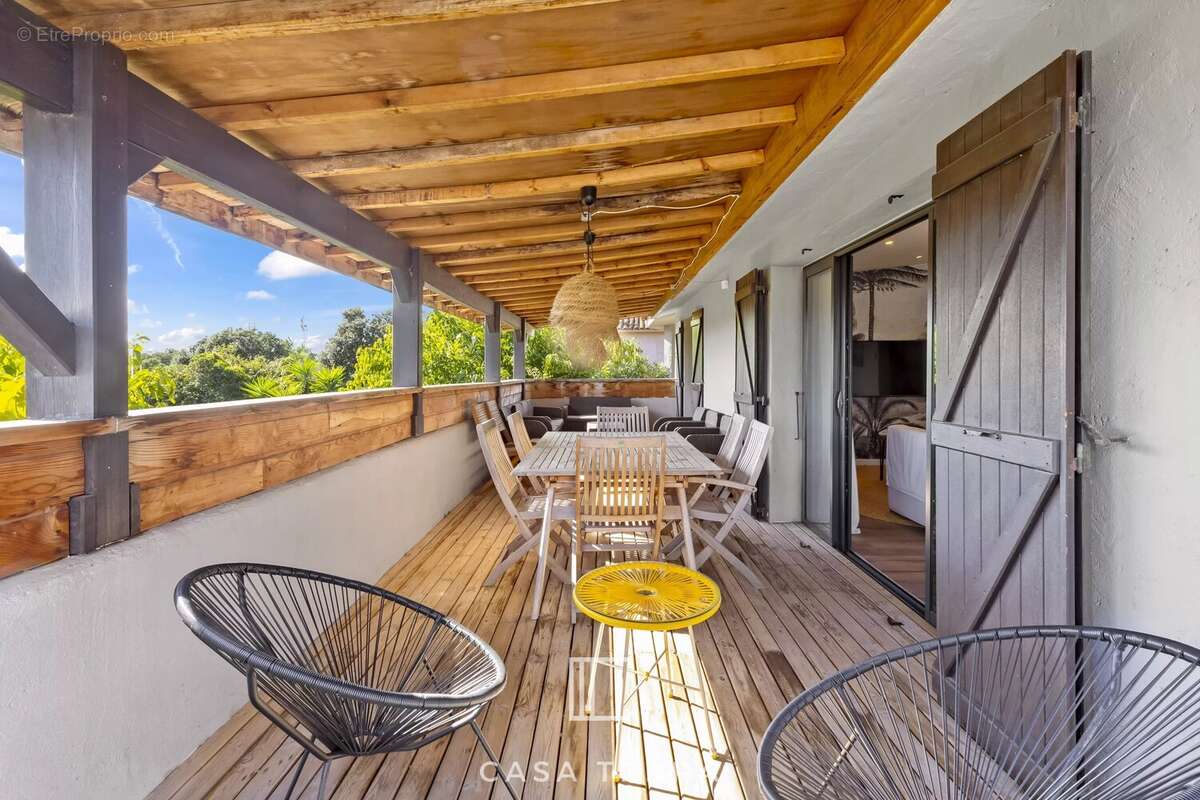 Maison à PORTO-VECCHIO