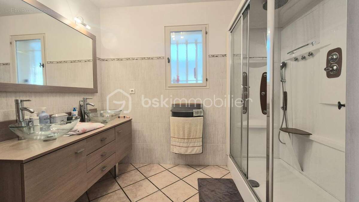 Maison à LA VALETTE-DU-VAR