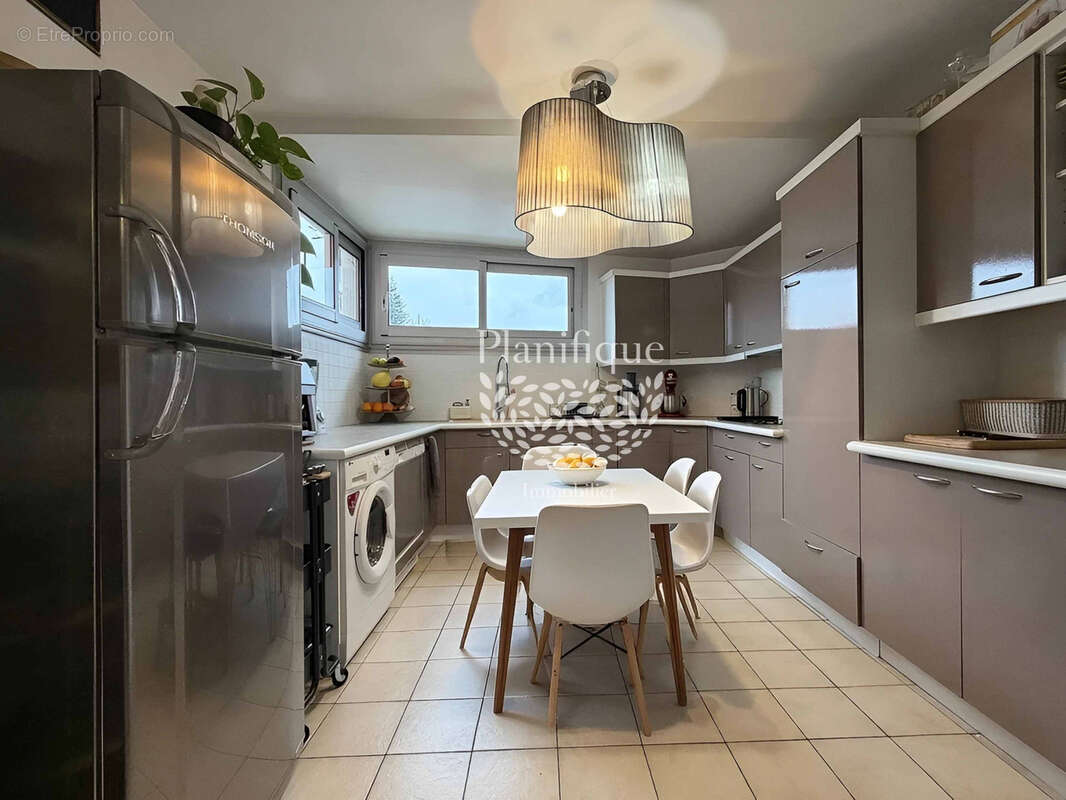 Appartement à FERNEY-VOLTAIRE