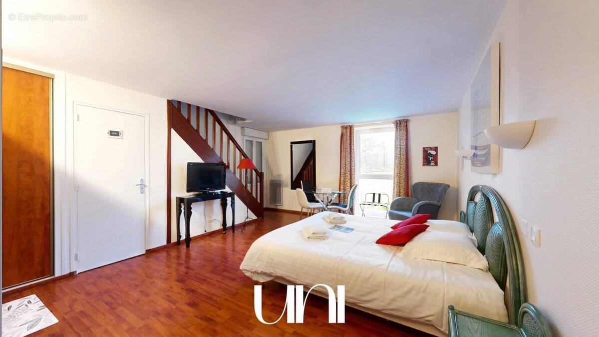 Appartement à COLLEVILLE-SUR-MER