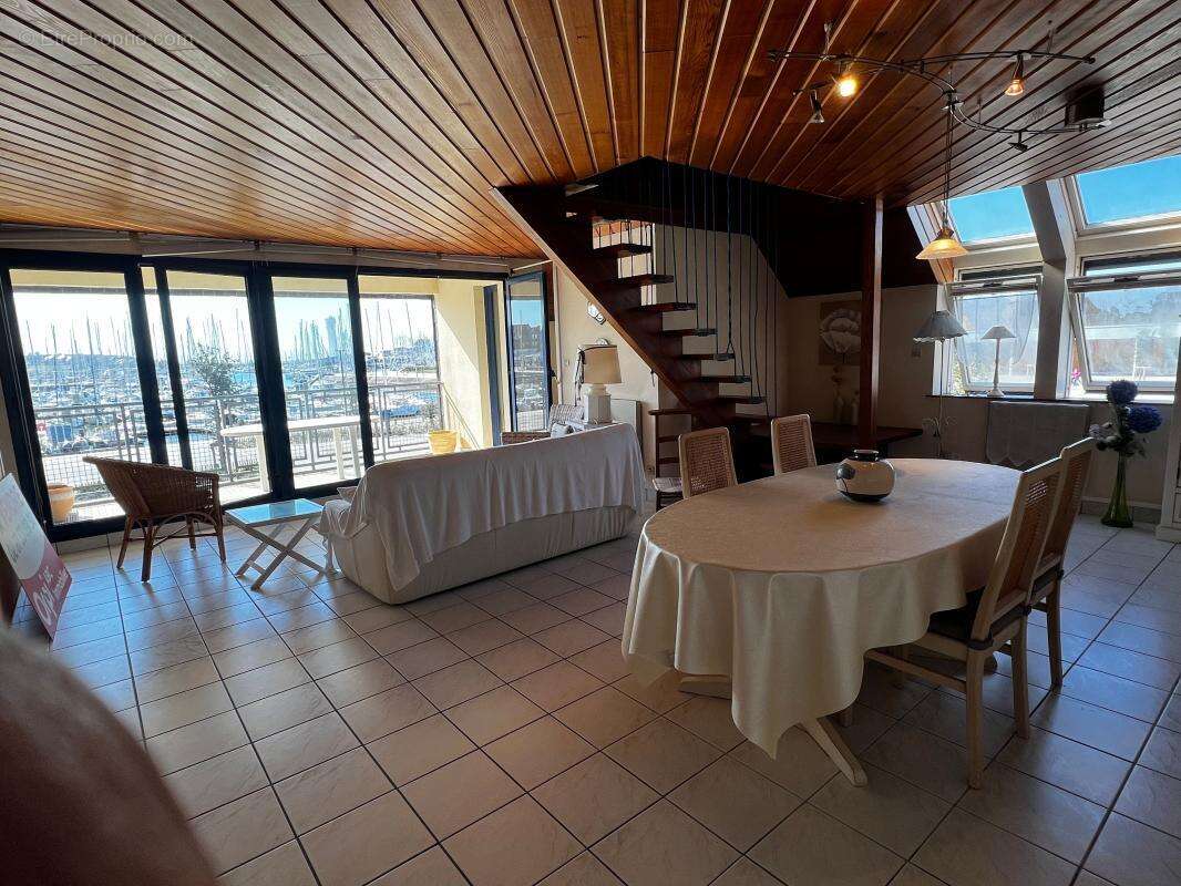 Appartement à ARZON