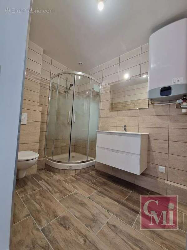 Appartement à BREUILLET