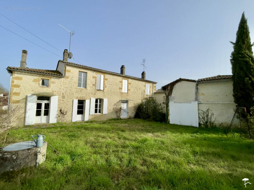 Maison à VILLANDRAUT