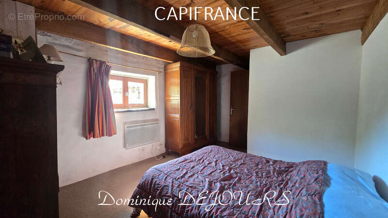 ALBON-D'ARDECHE (07) - Maison en pierres dans un hameau retiré, calme et paisible - 176m² habitable - grange à rénover - terrain - photo 13