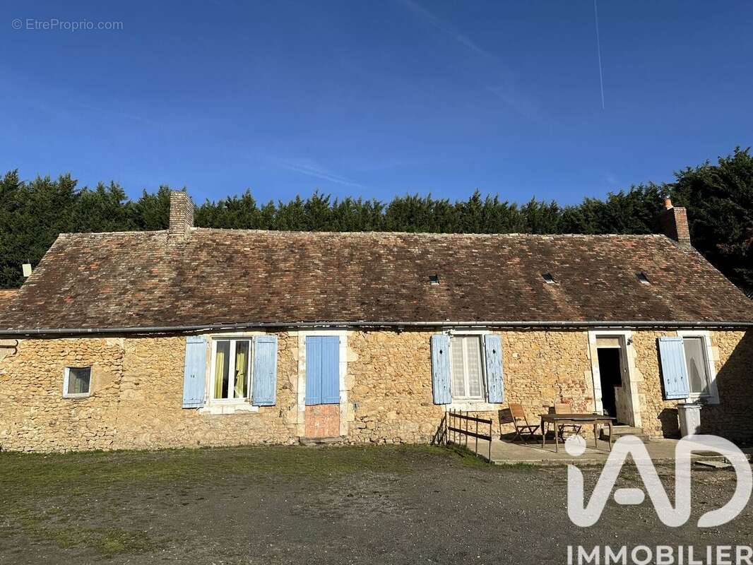 Maison 135 m² à Souligne-Flace  - photo 4
