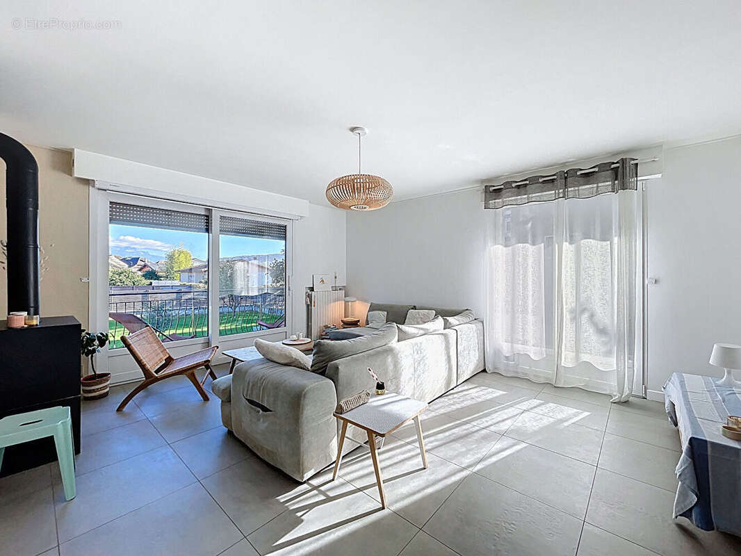 Appartement à MEYTHET