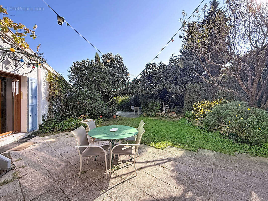 Maison à VILLENEUVE-LES-AVIGNON