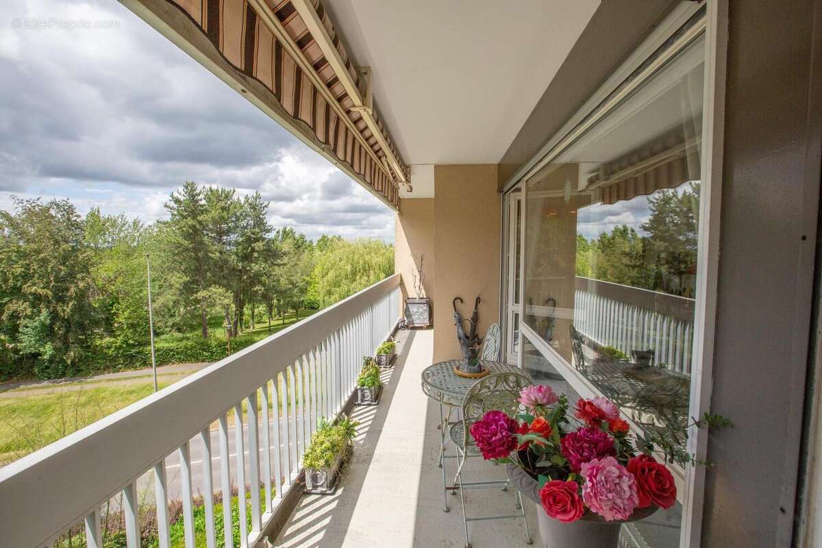 Photo 9 - Appartement à ELANCOURT