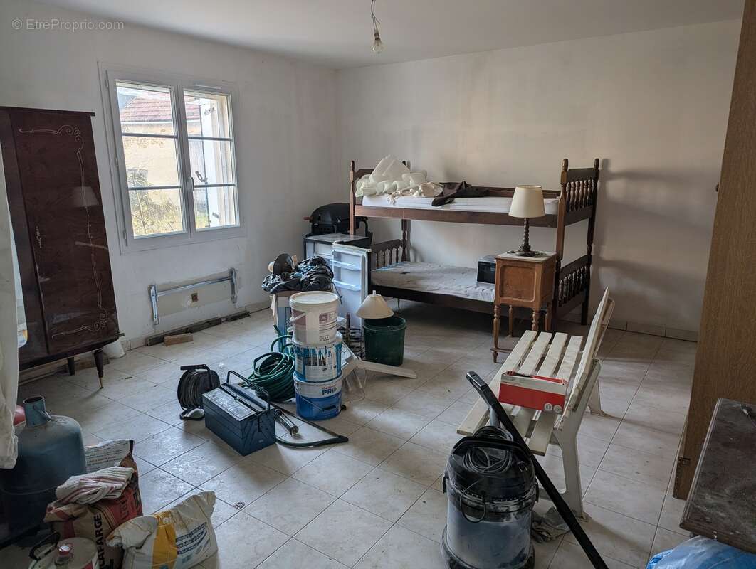 Maison à CROZON-SUR-VAUVRE