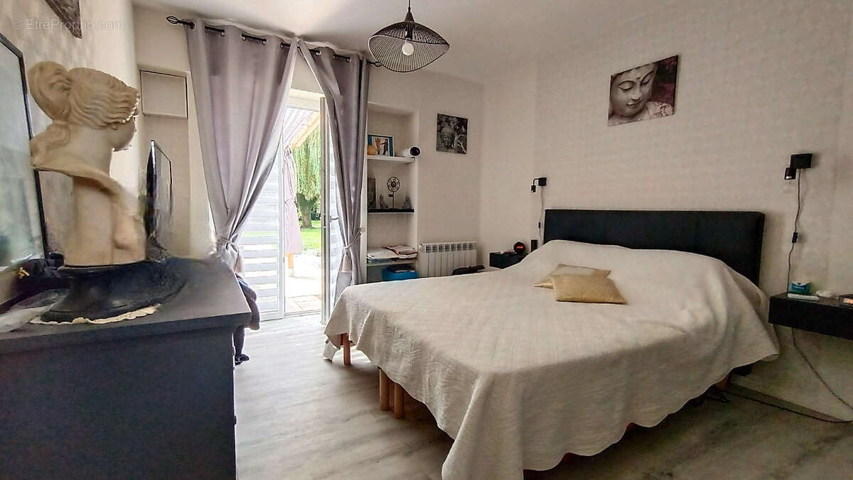 Maison à BRETTE-LES-PINS