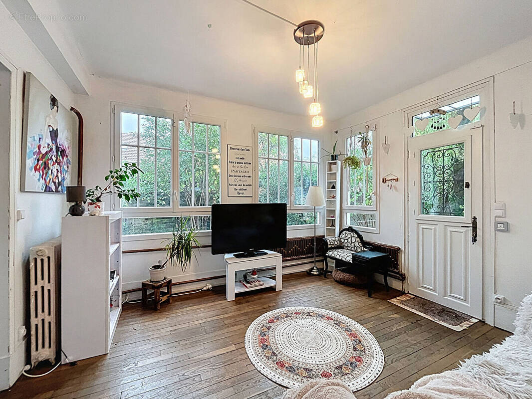 Maison à SAINT-MICHEL-SUR-ORGE