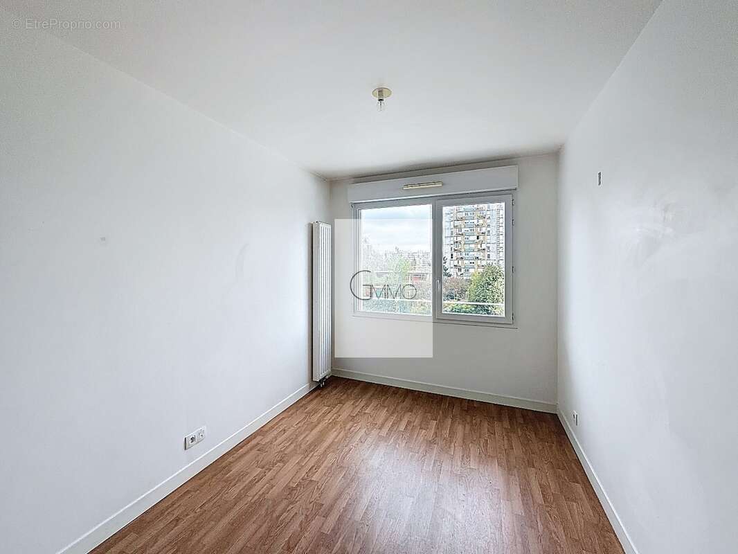 Appartement à L'HAY-LES-ROSES