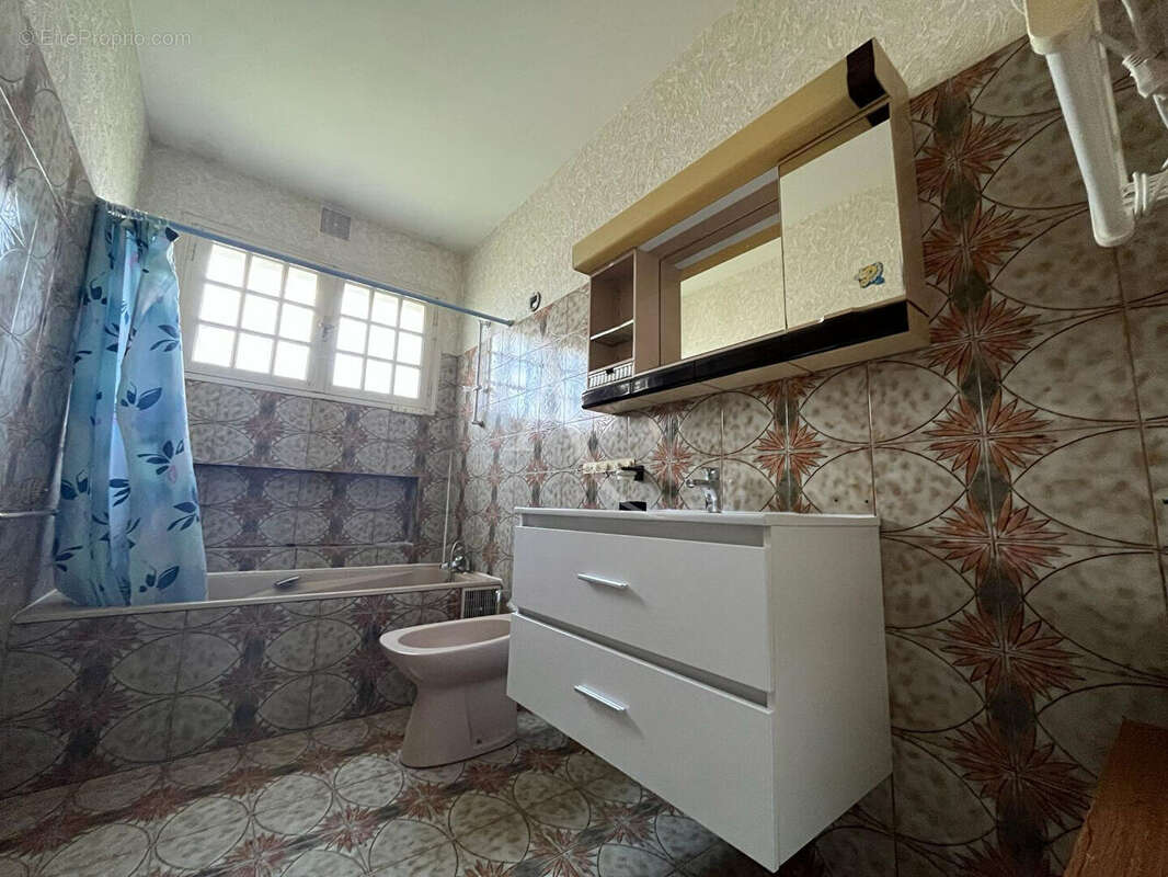 Maison de 128m² environ sur un terrain de 470m² - photo 9