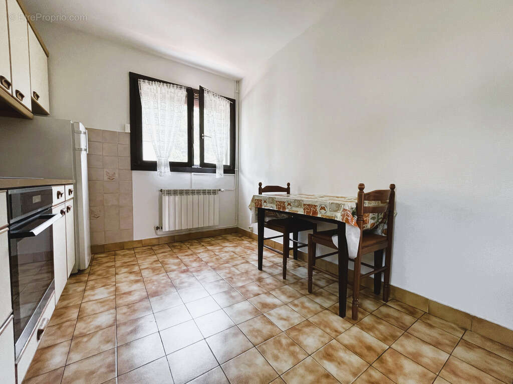Maison individuelle et garage sur terrain clos - photo 10