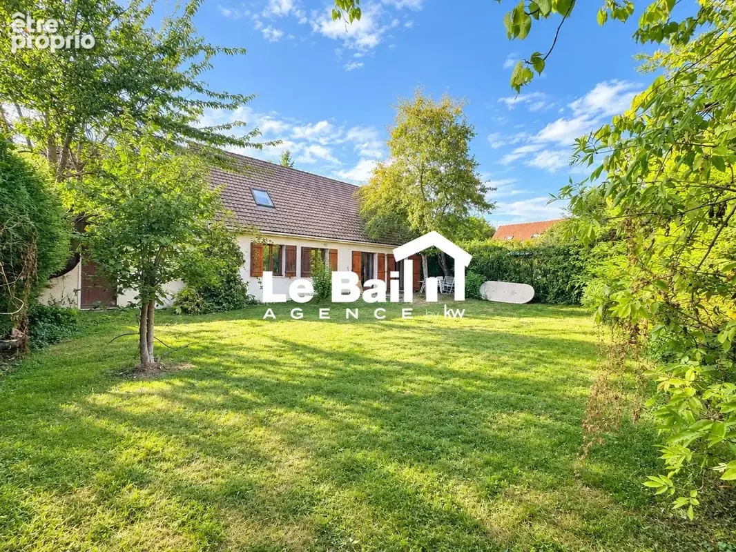 Maison 8 pièces 137 m² à vendre à Osny (95520) - photo 2
