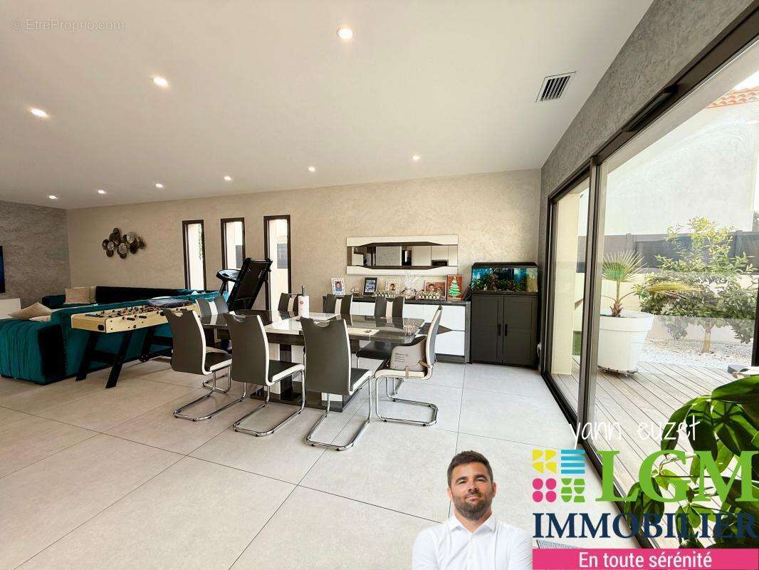 Maison à SAINT-LAURENT-D'AIGOUZE