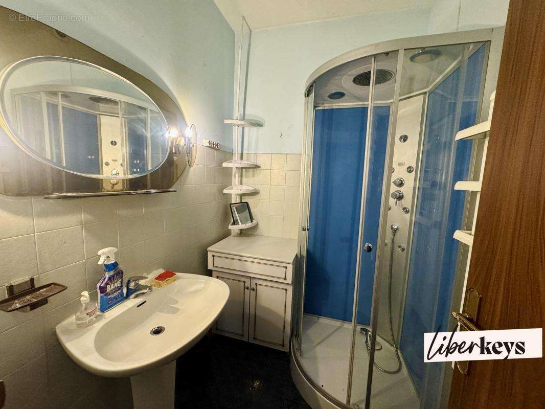 Appartement à MOUGINS