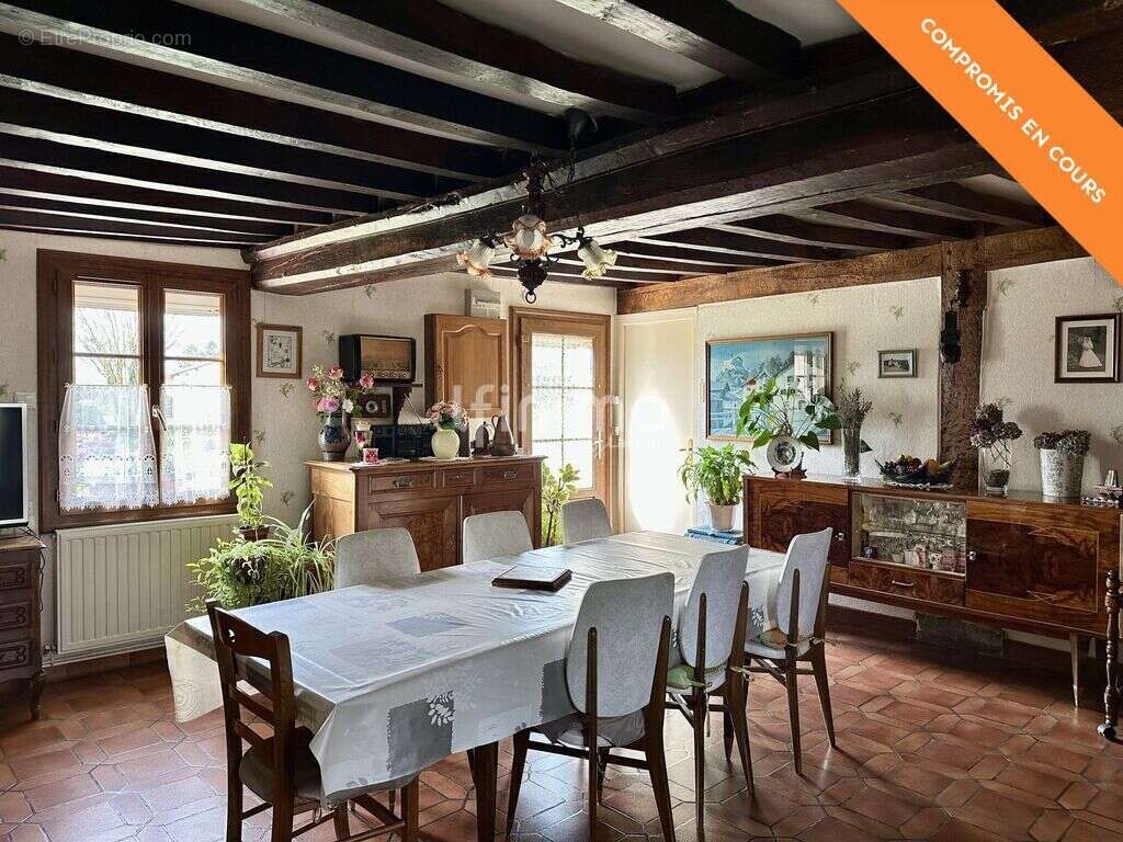 Maison à BELLOU-EN-HOULME