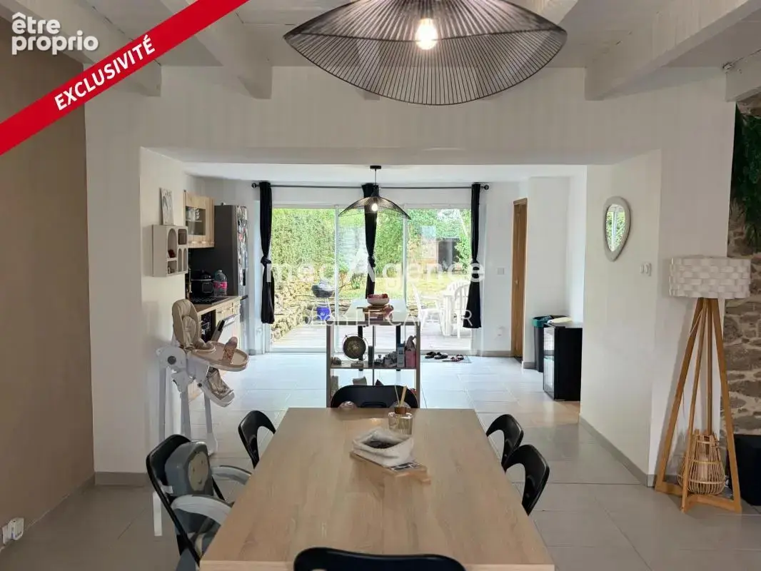 Maison de caractère de 130 m², 3 chambres et + de 60 m² de pièce de vie : du cachet, du potentiel et un prix attractif - photo 2