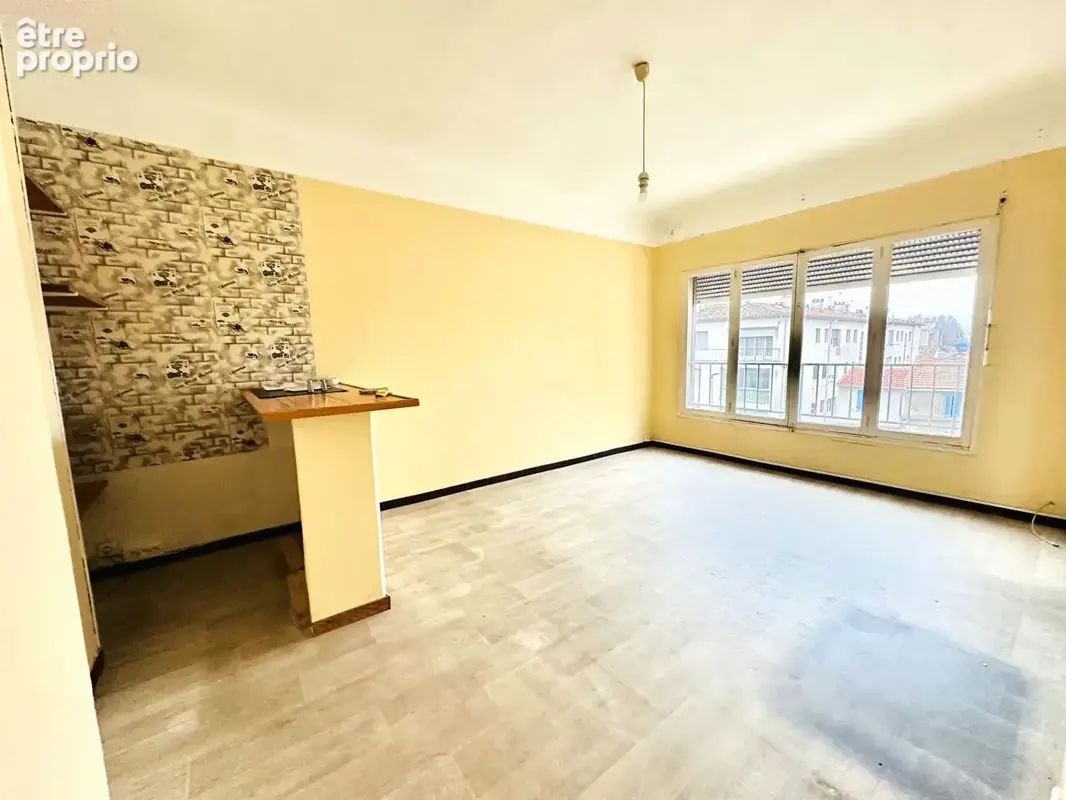 Appartement Arles 4 pièce(s) 74 m2 - photo 2
