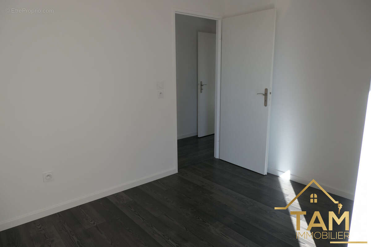 Appartement à SAINT-CYR-L'ECOLE
