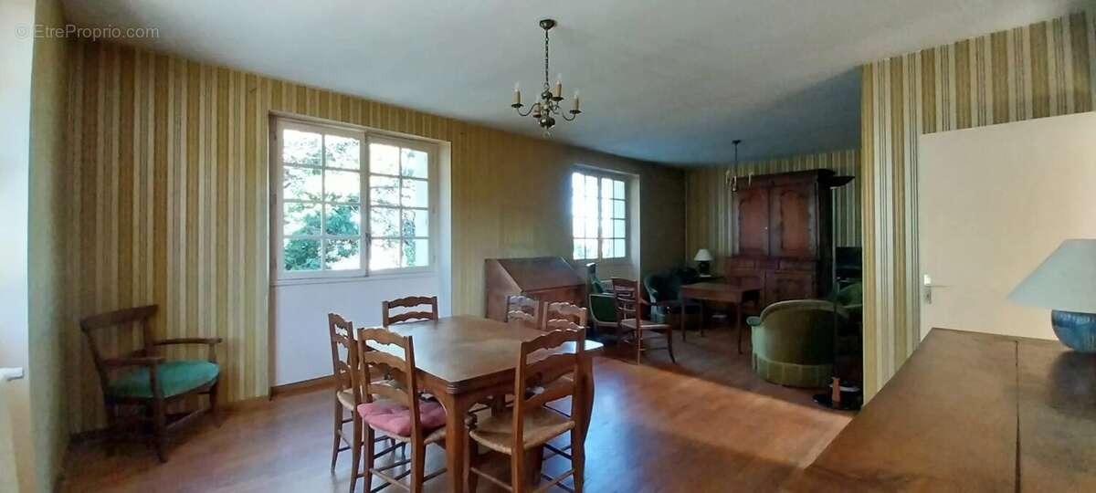 Maison à VILLEFRANCHE-DE-ROUERGUE