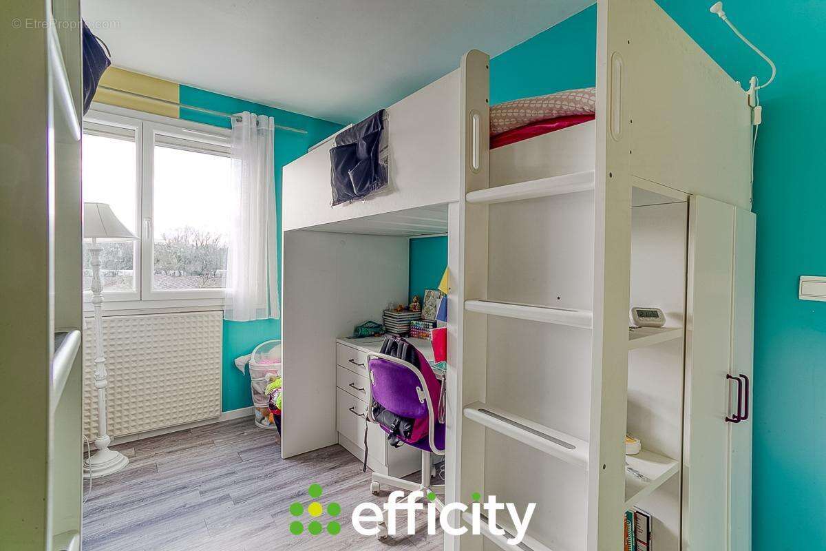 Appartement à SAINT-SYMPHORIEN-D'OZON