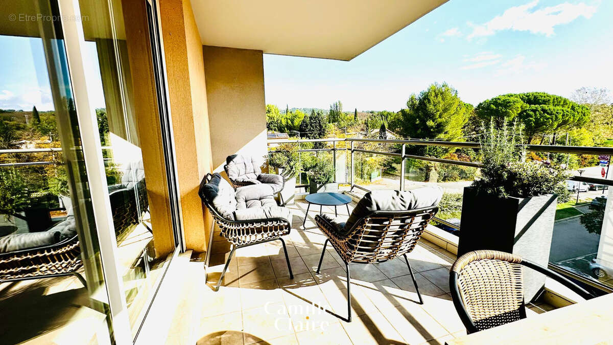 Appartement standing T3 avec terrasse proximité commerces à Aix-en-Provence - photo 10
