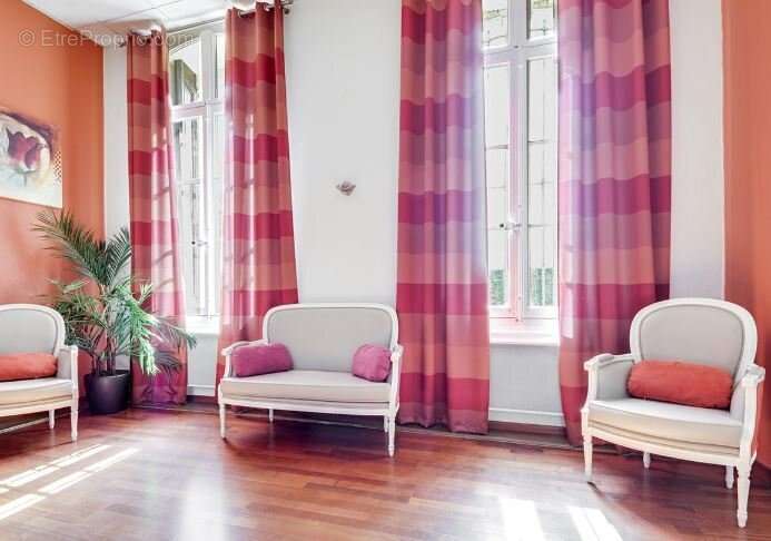 INVESTISSEMENT LOCATIF  LE SOLER  Résidence EHPAD Sainte-Eugénie  9.16% de rentabilité - photo 7