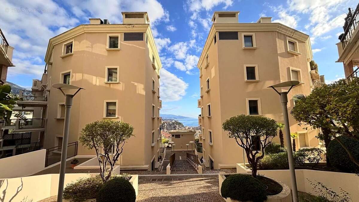 Appartement à CAP-D'AIL